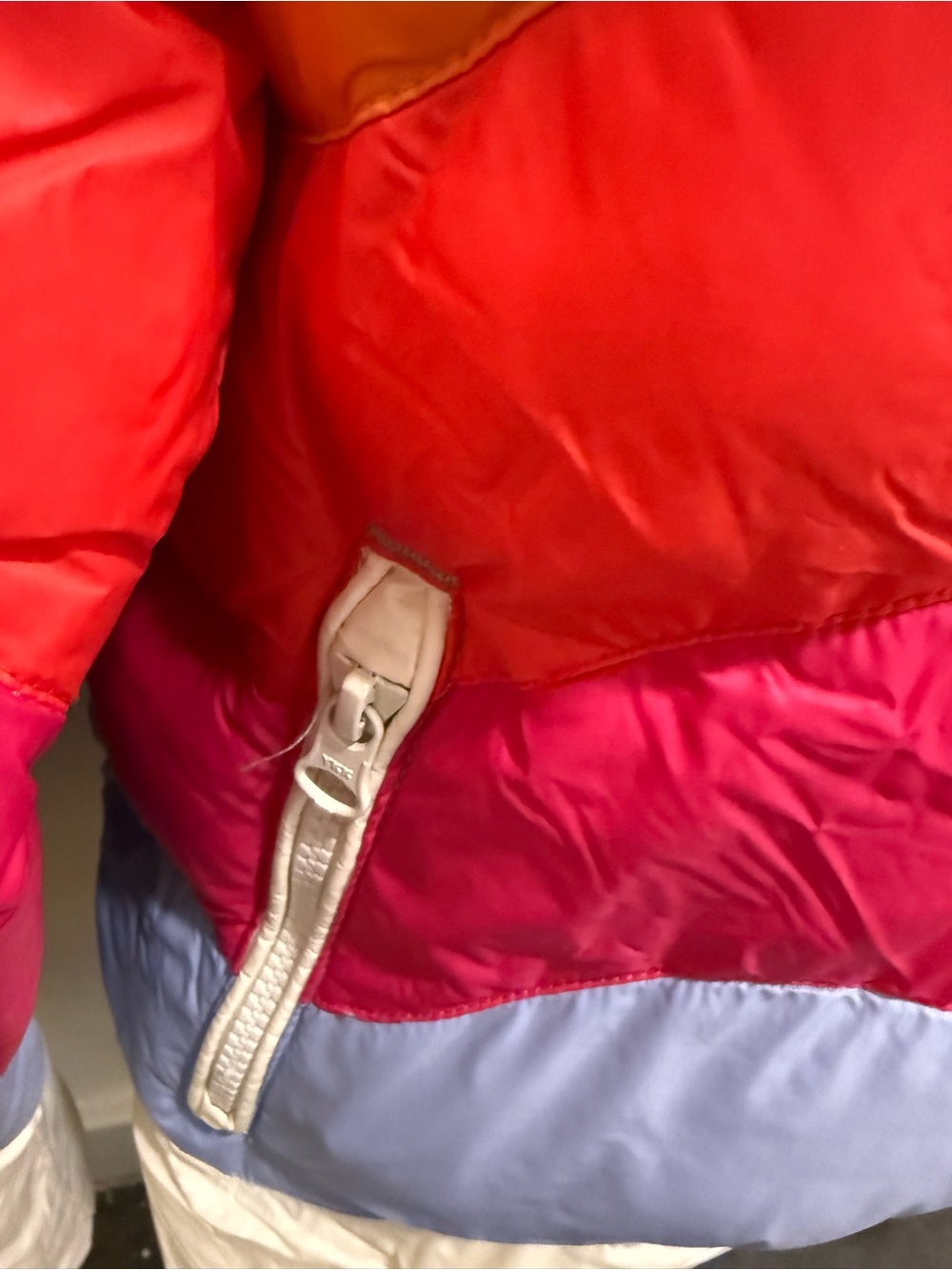 Marine Layer x Lost & Found Puffer Jacket - Picture 5 of 8